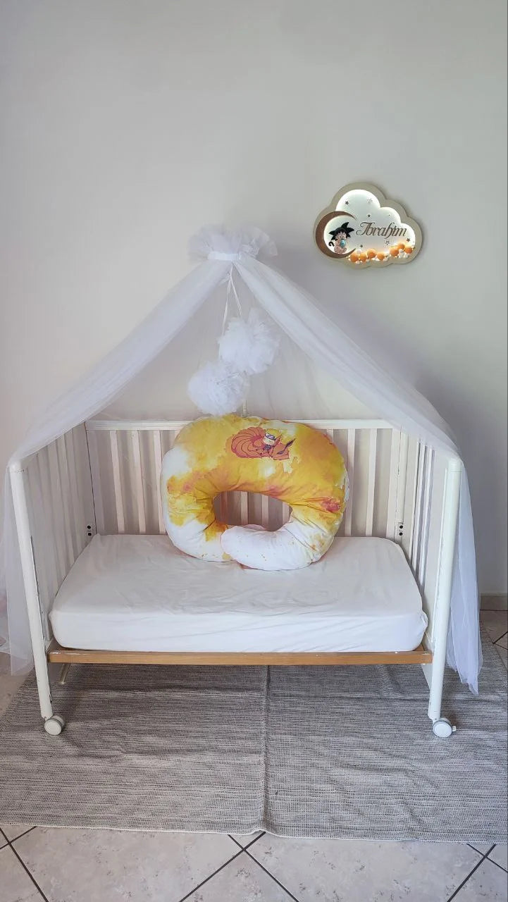 Luce notturna con luna e stelle e cuscino allattamento, personaggio Goku Dragon Ball cucito a mano, lampada LED cameretta bambini personalizzata con nome e palline colorate