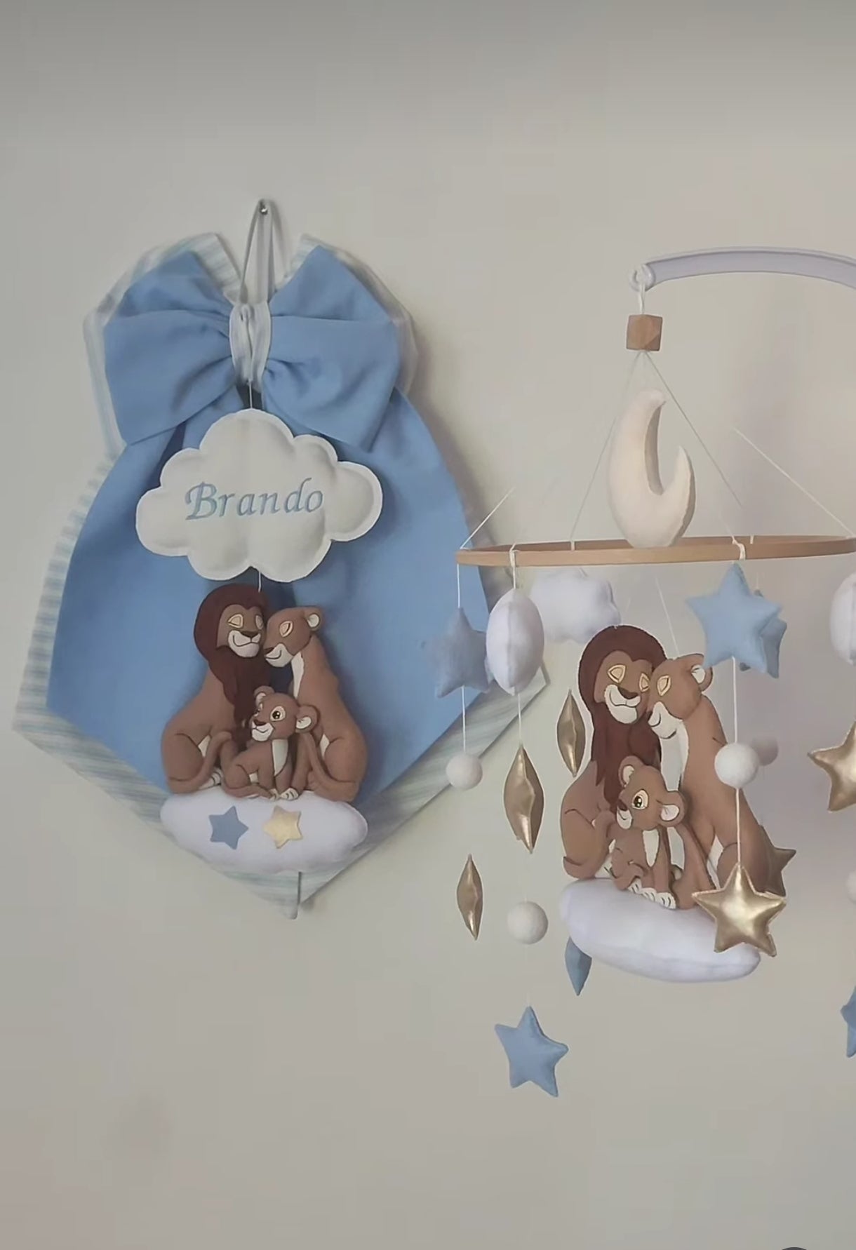 Giostrina Musicale Culla Personalizzata Famiglia di Simba – Scegli quantità dei cuccioli