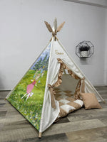 Tenda teepee per bambini dipinta a mano con tema Heidi, personalizzabile con nome, in cotone traspirante con pali in legno di tiglio