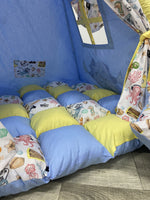 Interno tenda tipi bambini tema mare con cuscini e tappetino morbido