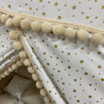 Tenda teepee per bambini dipinta a mano con tema Anna, Elsa e Olaf, personalizzabile con nome, in cotone traspirante con pali in legno di tiglio