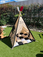 Tenda teepee per bambini dipinta a mano con tema Dragon Trainer, personalizzabile con nome, in cotone traspirante con pali in legno di tiglio