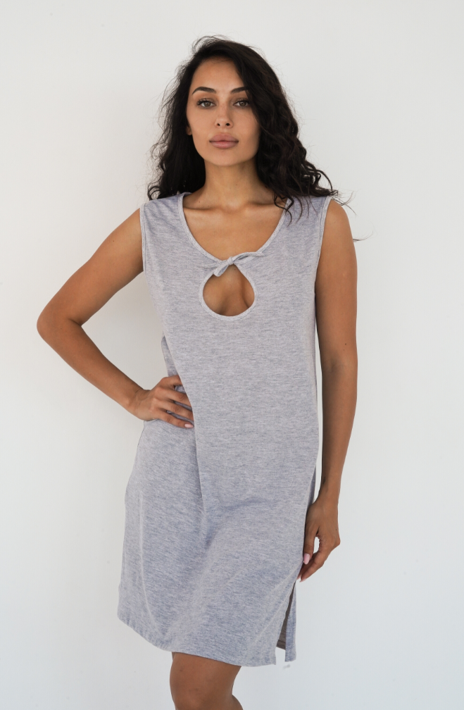 Camicia da notte premaman Simple grigio melange senza maniche con scollo a goccia e fiocco tono su tono, vista frontale