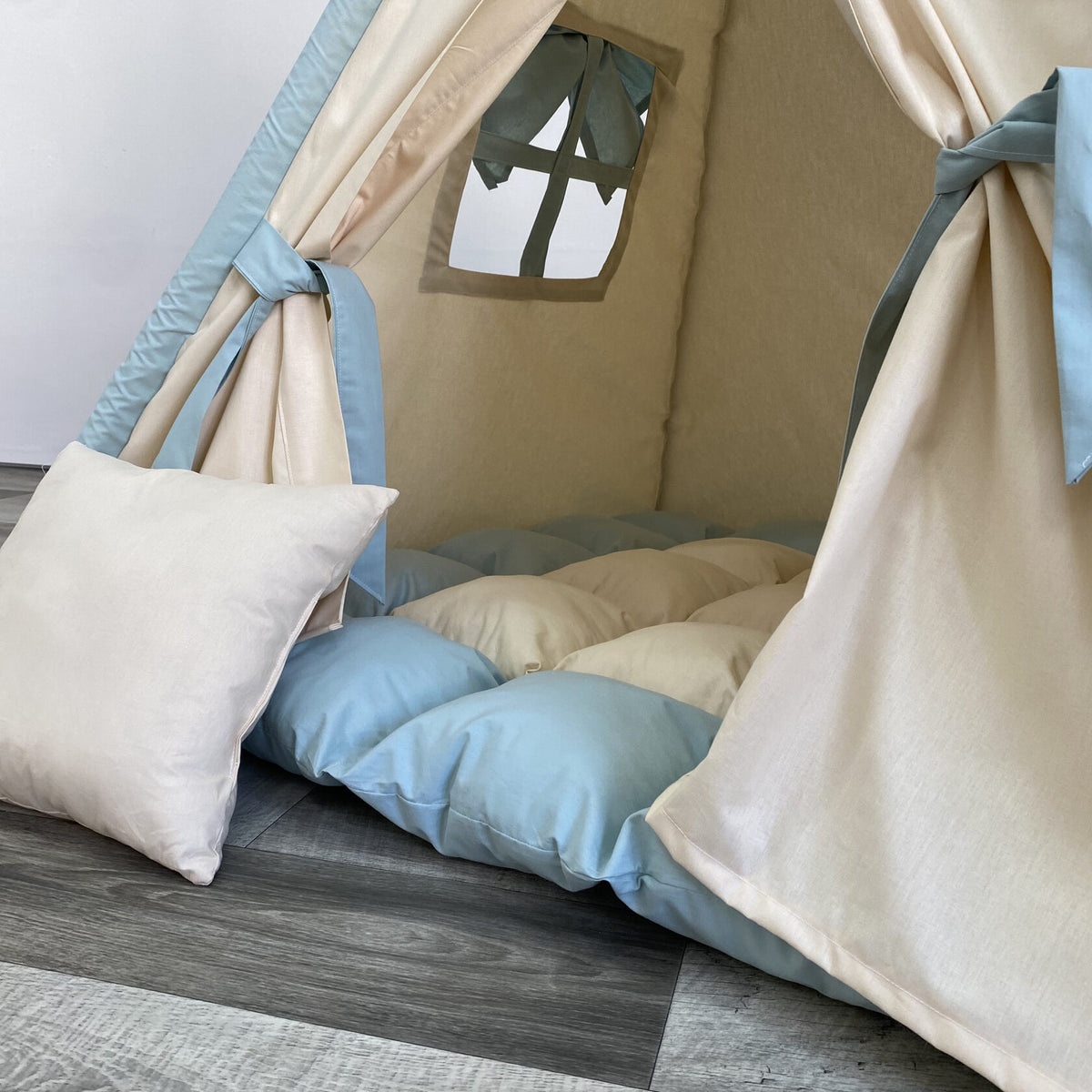 cuscinetto in regalo con ogni tenda giochi, tappeto imbottito alto 8 cm incluso