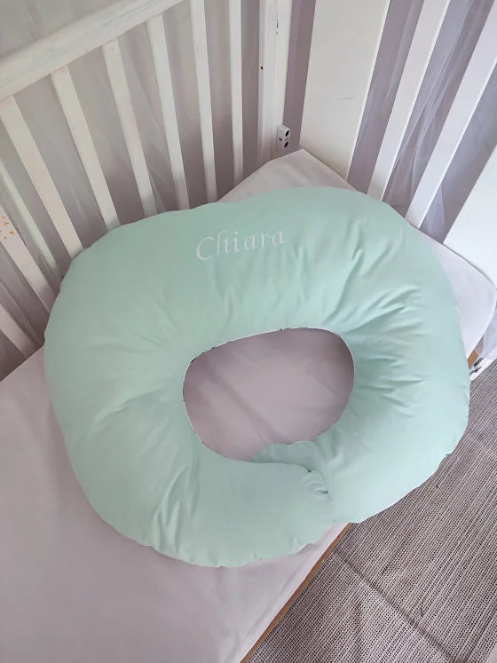 Cuscino allattamento gravidanza personalizzato verde menta in cotone, imbottitura siliconata, ergonomico premaman, fatto a mano
