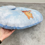 Cuscino gravidanza e allattamento sfoderabile a forma di boomerang con stampa Winnie Pooh Disney.