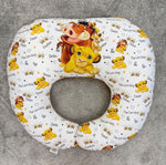 Cuscino allattamento personalizzato Il Re Leone con Simba, Timon e Pumbaa Disney, ideale per neonato.
