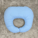Cuscino allattamento double face con lato azzurro e lato bianco Topolino Disney.
