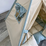 finestra tenda giochi personalizzata beige e verde alvia
