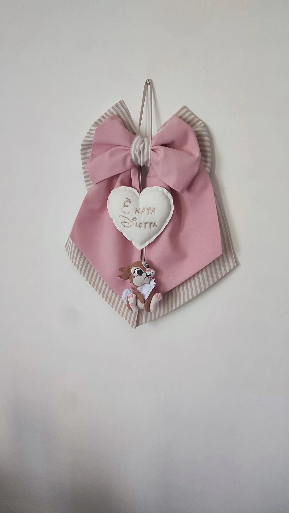 Fiocco nascita fatto a mano bimba rosa antico righe beige cuore ricamato è nata personalizzato coniglietta feltro