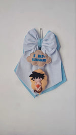 Fiocco nascita personalizzato azzurro bicolore con baby Goku in feltro su nuvola con nome, decorazione nascita maschietto tema Dragon Ball cucita a mano