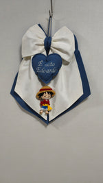  Fiocco nascita blu e bianco con Luffy di One Piece in feltro, cuore centrale personalizzato con nome ricamato.