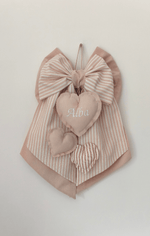 Fiocco Nascita Personalizzato Tre Cuoricini/Stelline Beige/Grigio Unisex – Urgenza in 24 ore! - universo del bambino