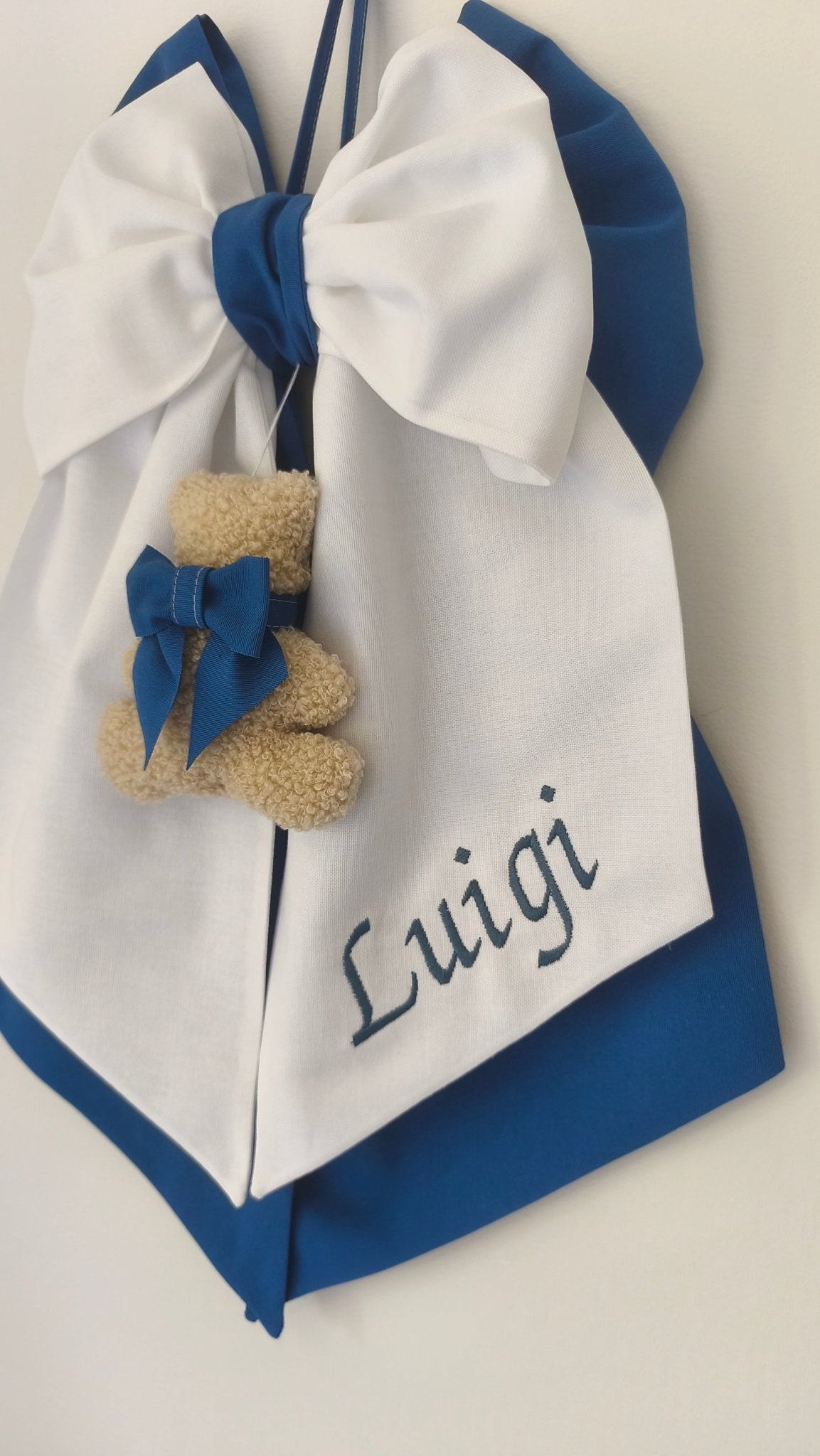 Fiocco Nascita Scritta Laterale e Orsetto Bouclé con Fiocco – Urgenza in 24 ore! - universo del bambino