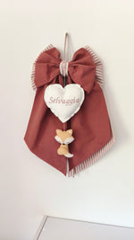 Fiocco nascita personalizzabile color terracotta e beige a righe con cuore bianco ricamato e volpe in feltro