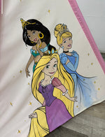 Tenda giochi bambini rosa dipinta a mano  principesse princess , con materassino imbottito, cuscino e pali pieghevoli e una bambina