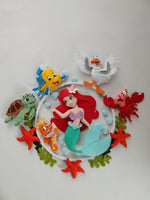 Giostrina musicale feltro tema marino sirenetta Ariel fatta a mano, decorazione culla neonata personalizzata