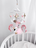 Giostrina musicale culla neonata feltro ballerina cigno unicorno rosa cipria oro stelle nuvole pompon