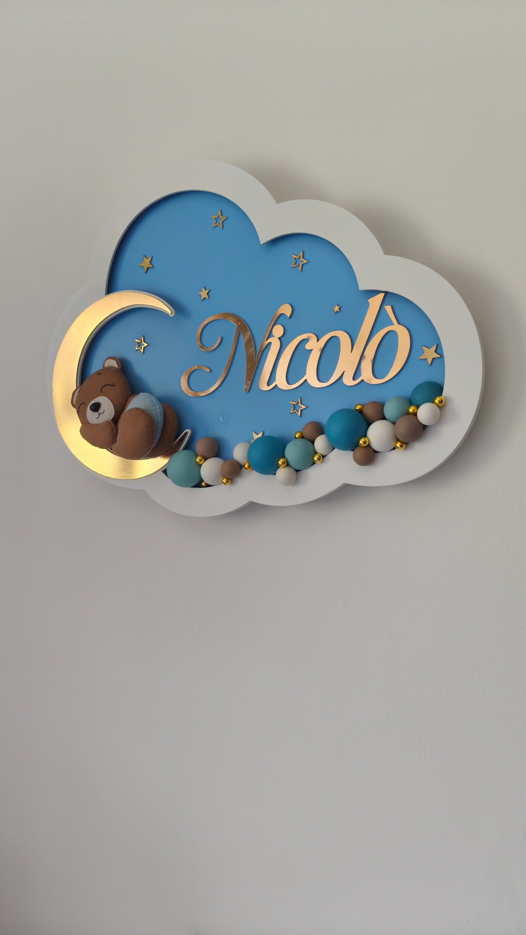 Lampada led nuvola con nome bimbo dorato, orsetto addormentato su luna e perline turchesi