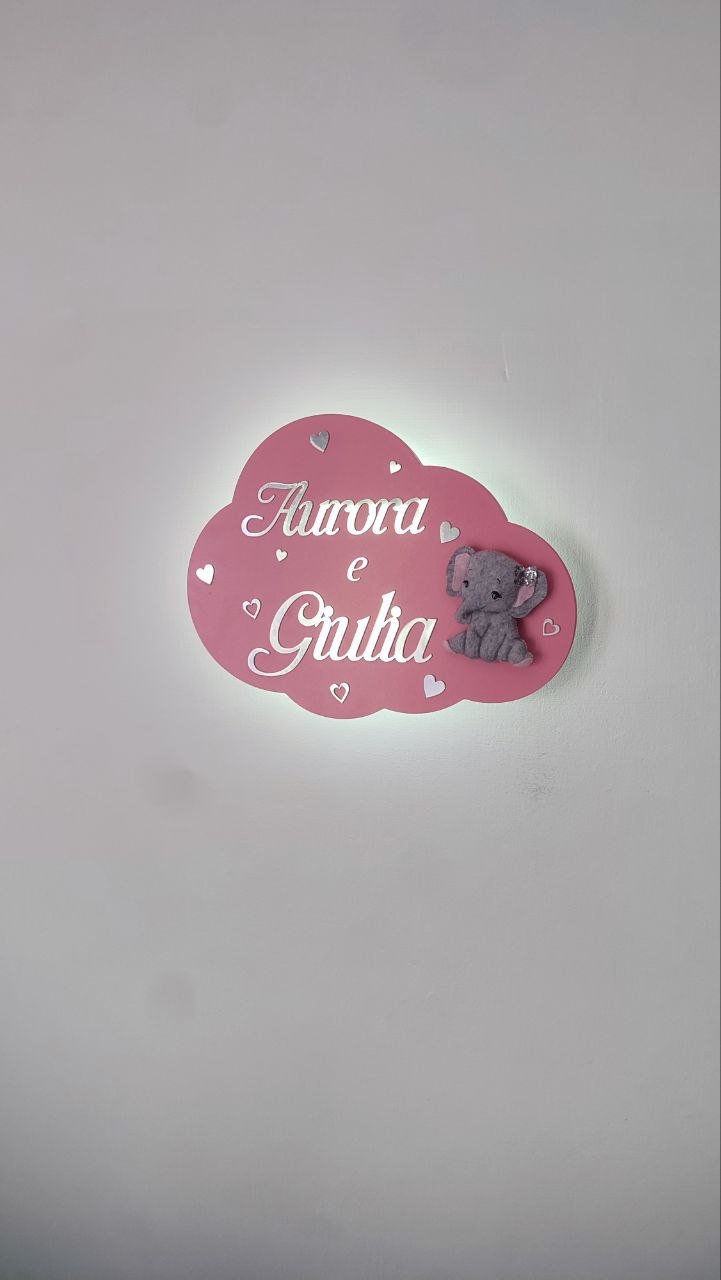 Lampada nuvola rosa personalizzata due nomi con elefantino in feltro fatto a mano, cameretta gemelle neonate