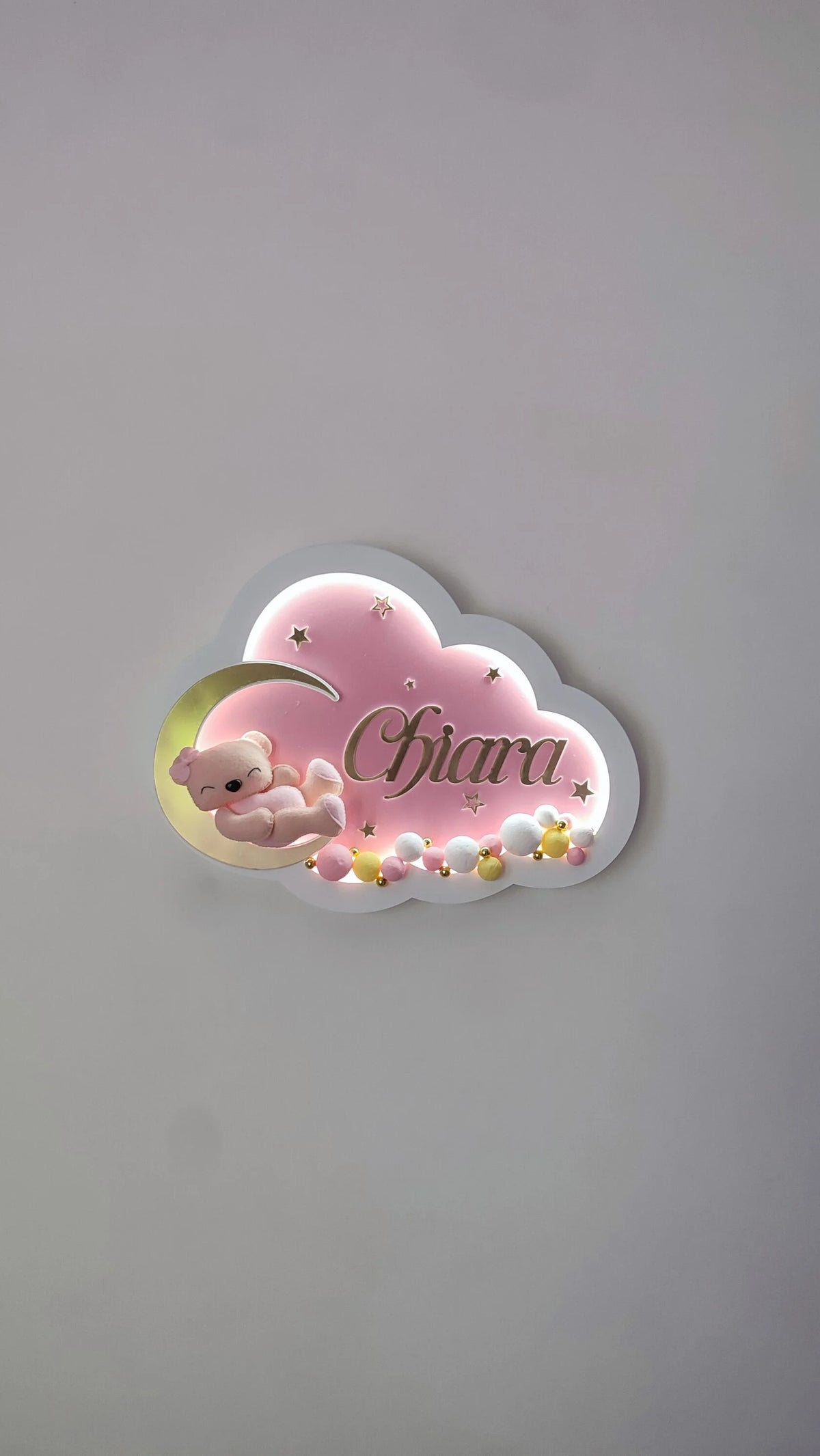 Luce notturna LED bambini nuvola rosa con orsetto sulla luna, palline rosa gialle e bianche dipinte a mano