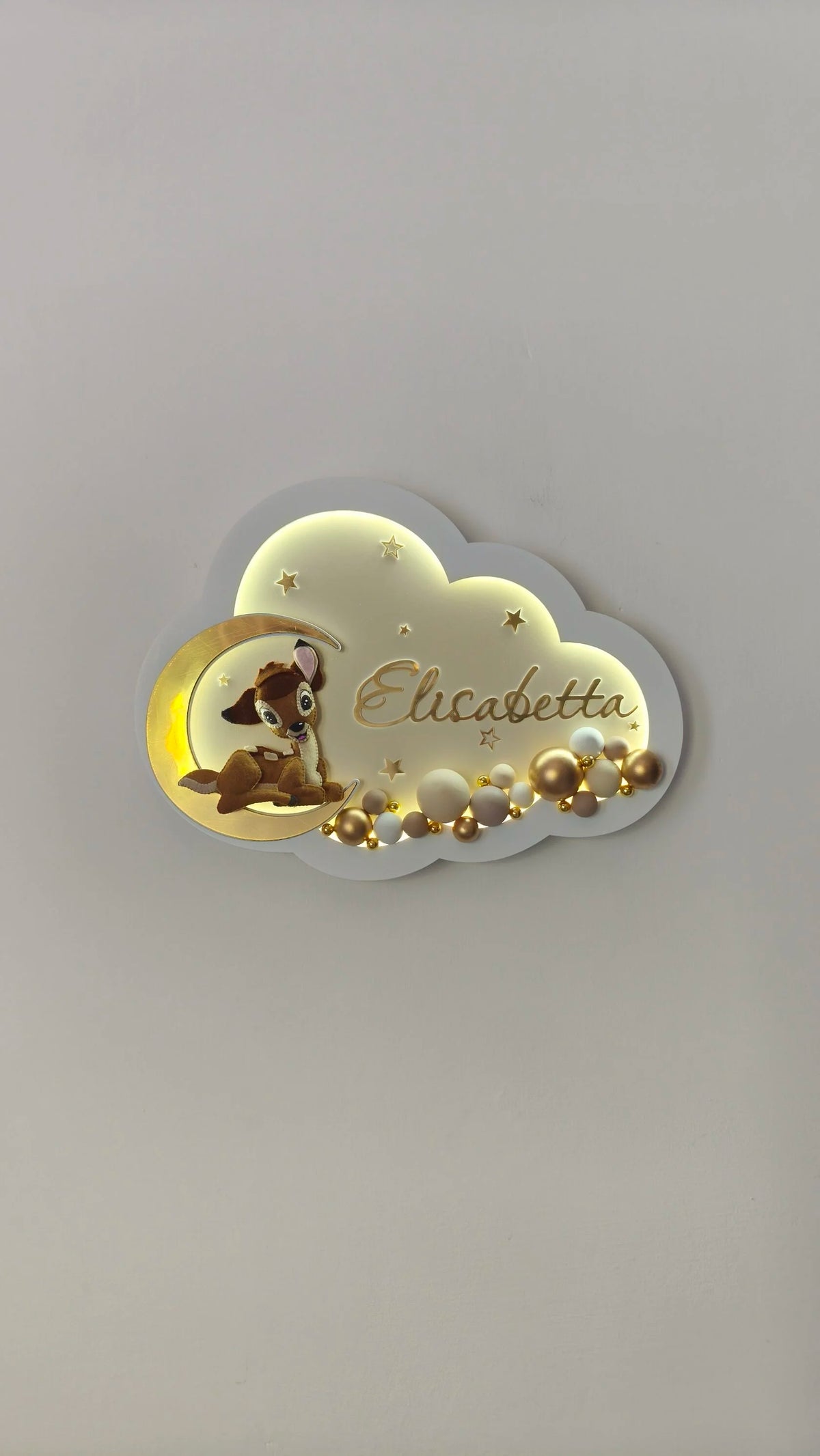 Lampada LED nuvola bianca con nome dorato, Bambi in feltro e palline dipinte a mano, luce notturna artigianale bambini