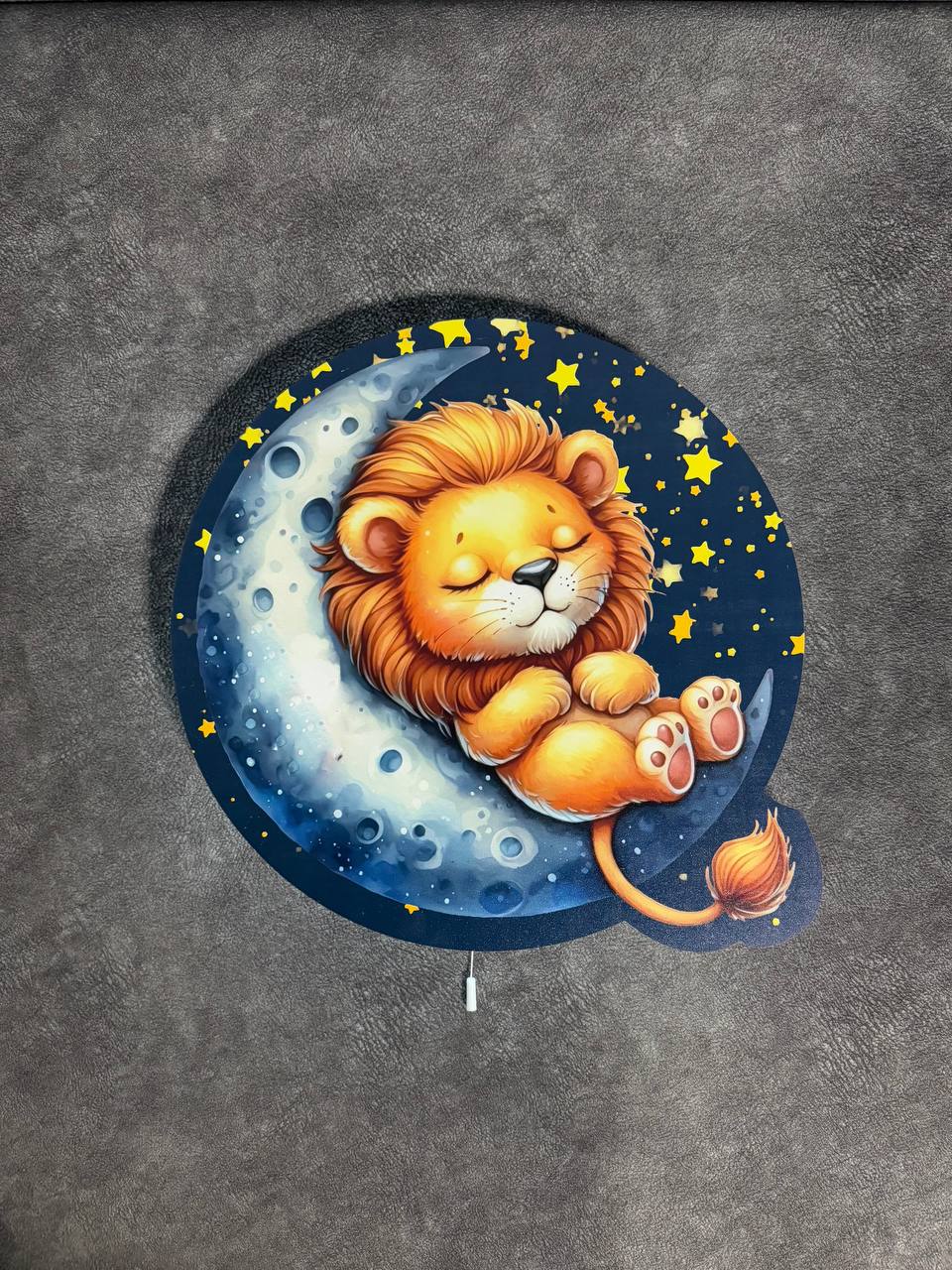Luce notturna leoncino luna stelle blu notte, sagoma tonda, cameretta bambino, personalizzabile