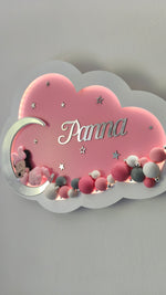 Luce notturna nuvola rosa personalizzata con il nome Panna e Minnie Mouse che dorme sulla luna per cameretta.