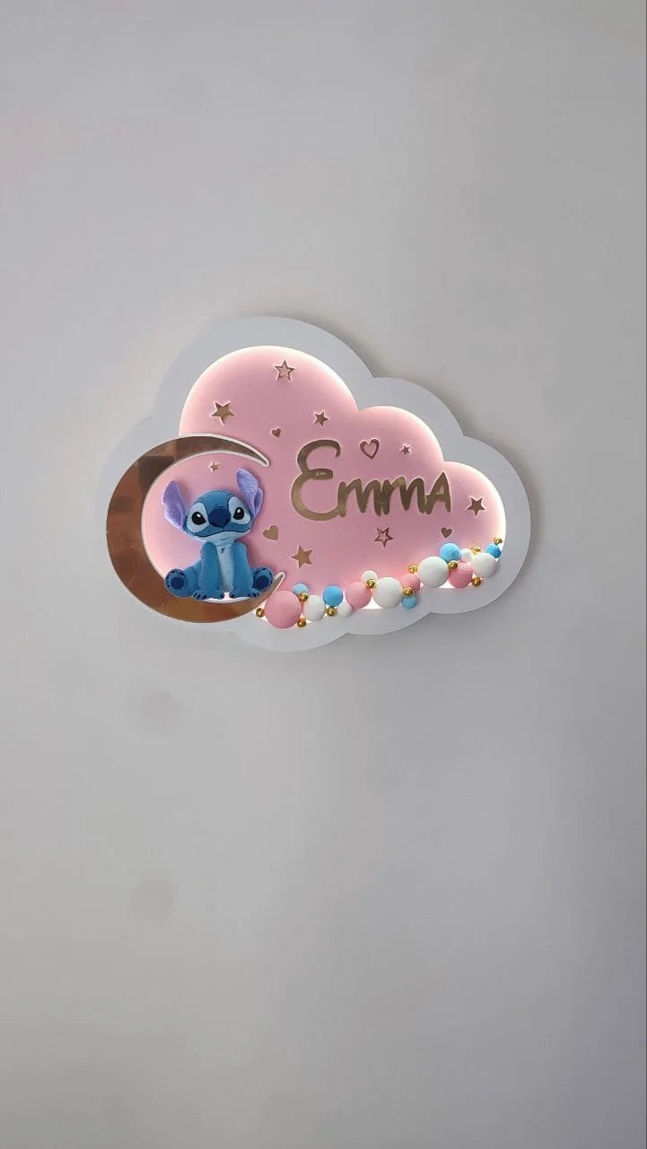 Luce notturna nuvola personalizzata con nome in oro alieno kawaii su luna dorata con palloncini fatta a mano