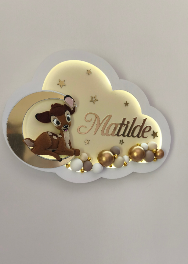 Luce notturna nuvola beige con nome Matilde, cerbiatto su luna dorata, luce LED cameretta