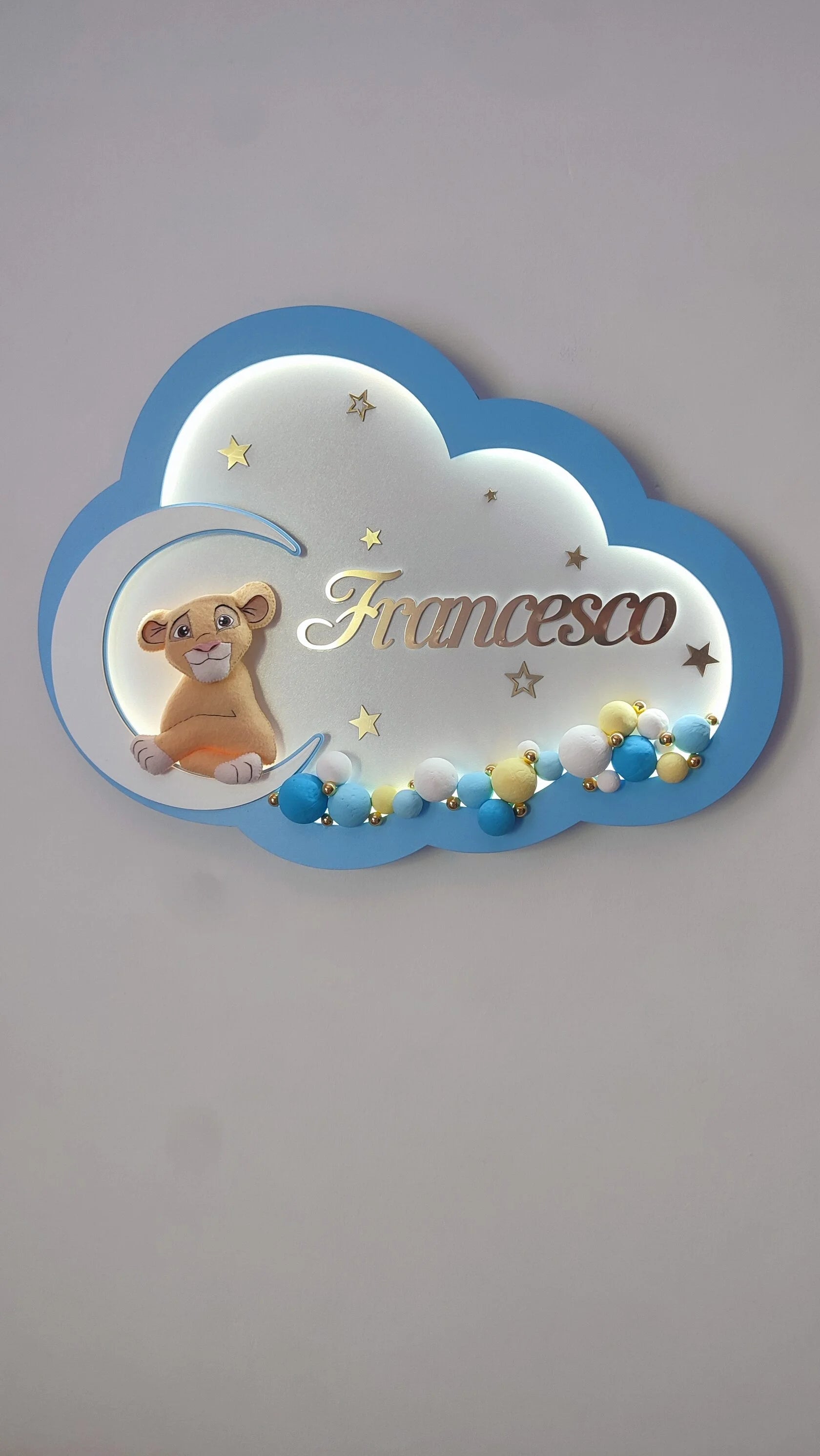 Luce notturna nuvola bicolore azzurro e bianco personalizzata con nome bambino, cucciolo di leone