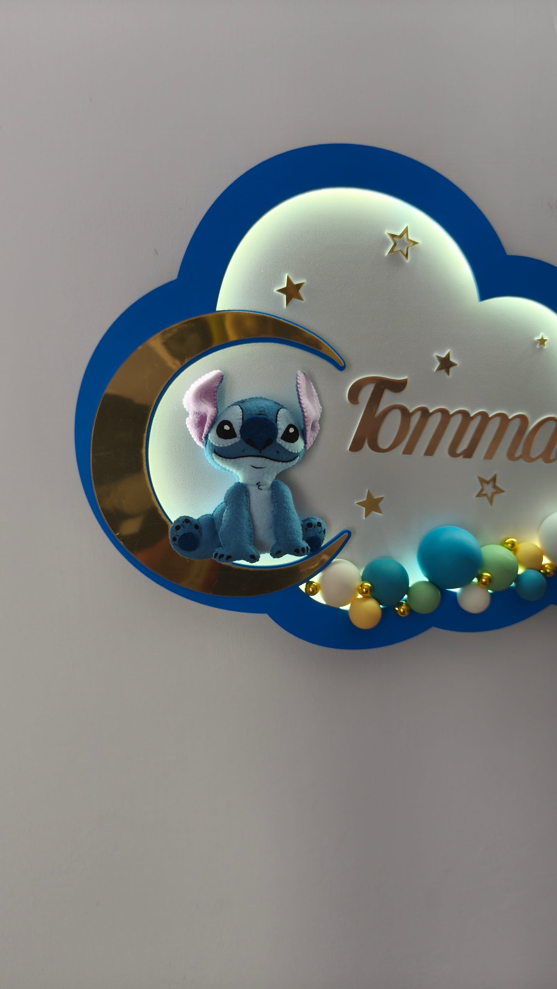 Lampada nuvola blu a LED con Stitch e nome personalizzato inciso, decorazioni stelle e palline, idea regalo bambino cameretta