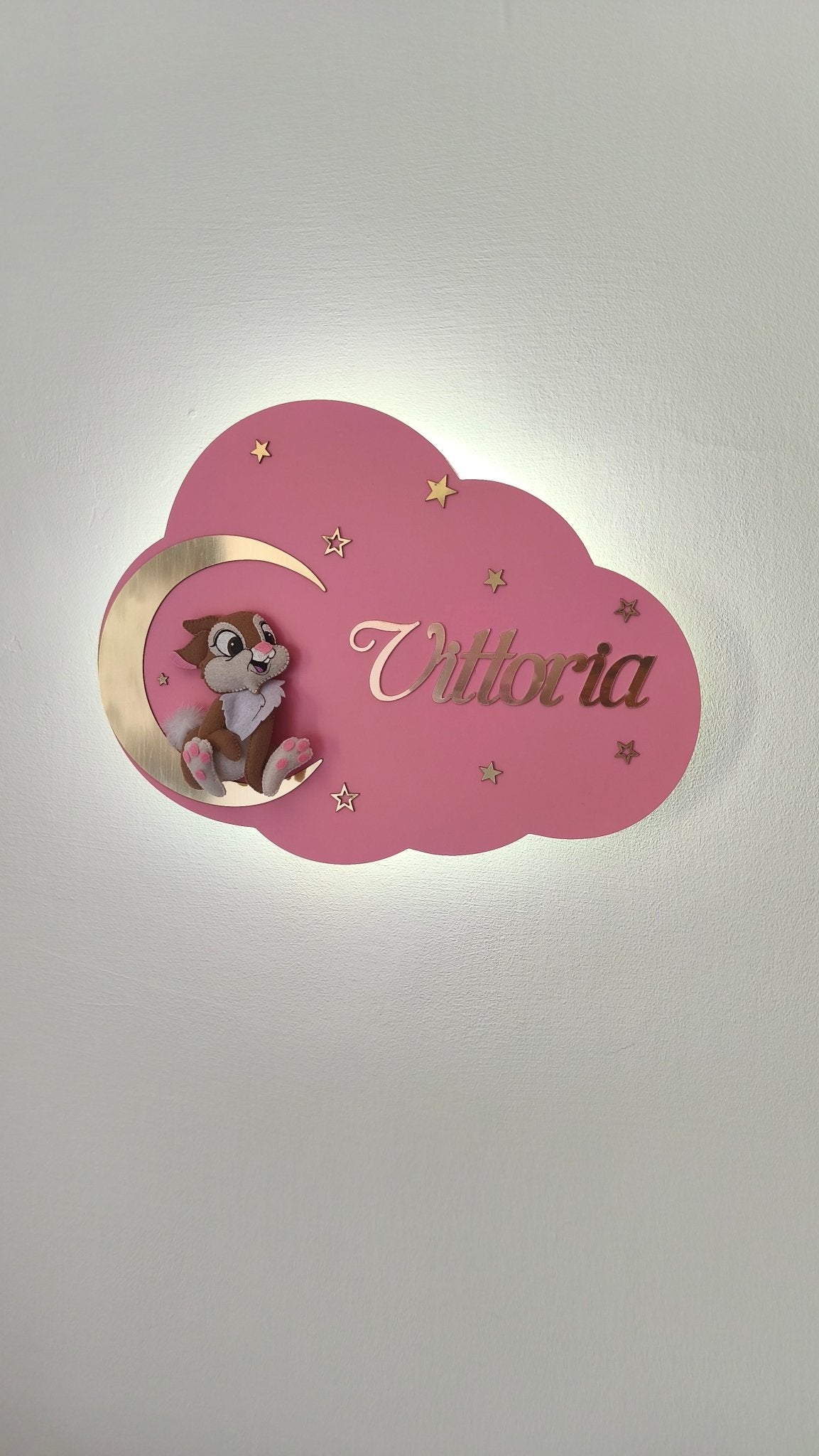Luce Notturna per Bambini Personalizzata Con Personaggio Tamburino Rosa Bambi - universo del bambino