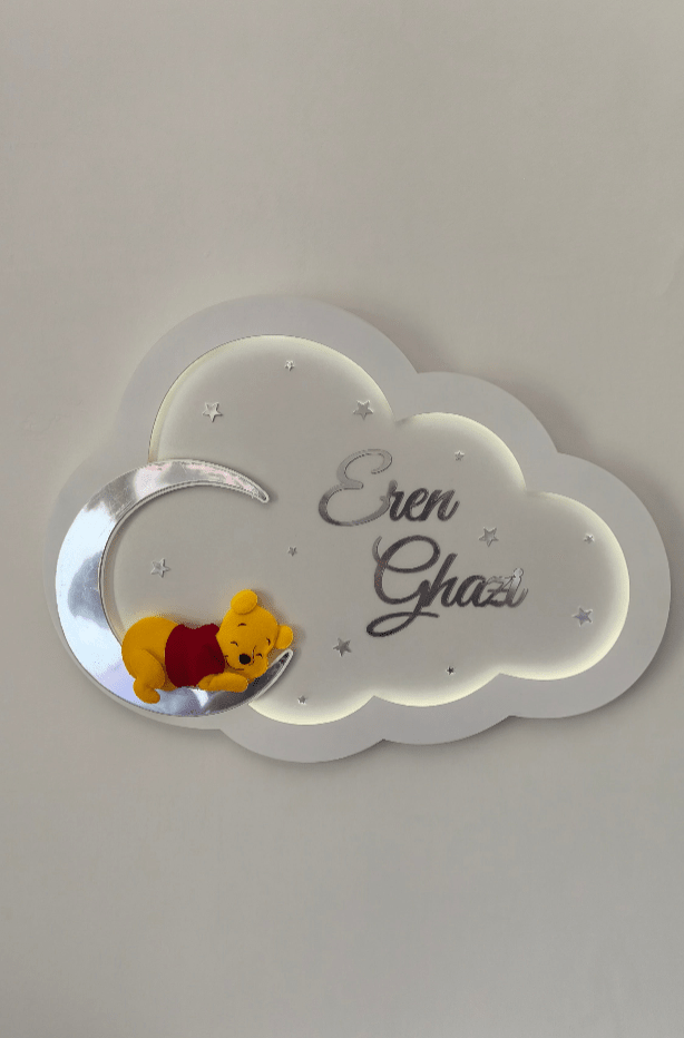 Luce Notturna per Bambini Personalizzata Winnie the Pooh che Dorme – Con Nome Bambino - universo del bambino