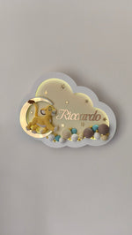 Luce Notturna Personalizzata Simba Il Re Leone che Corre Sulla Luna - universo del bambino