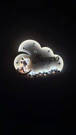 Luce notturna accesa a forma di nuvola con nome Jacopo, Simba con corona sulla luna e stelle LED per cameretta