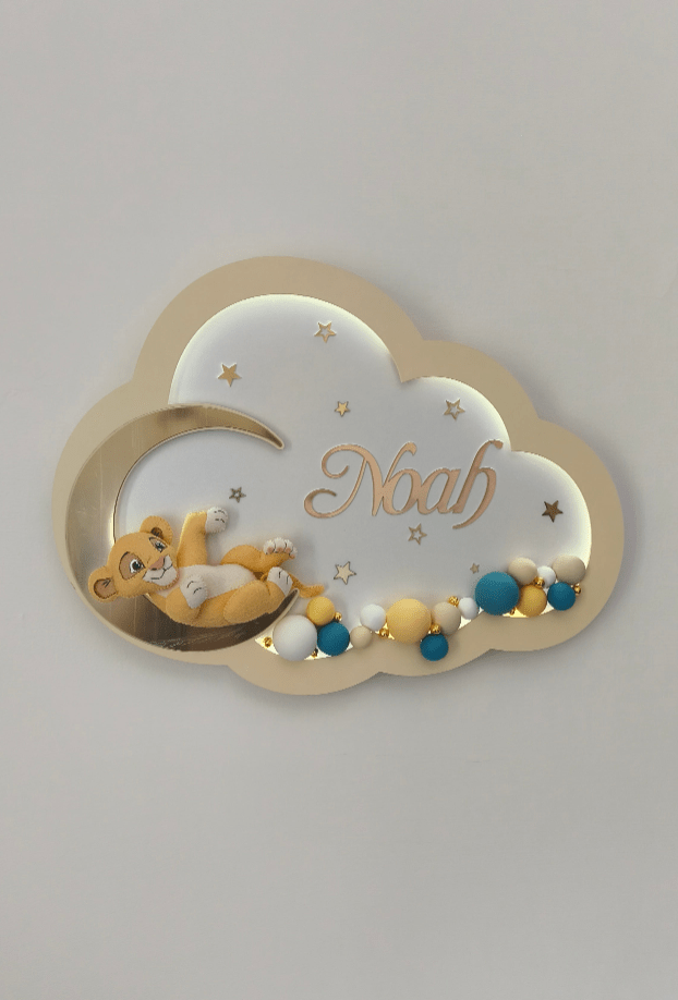 Luce Notturna Simba Il Re Leone Sdraiato sulla Luna – Con Nome Bambino - universo del bambino