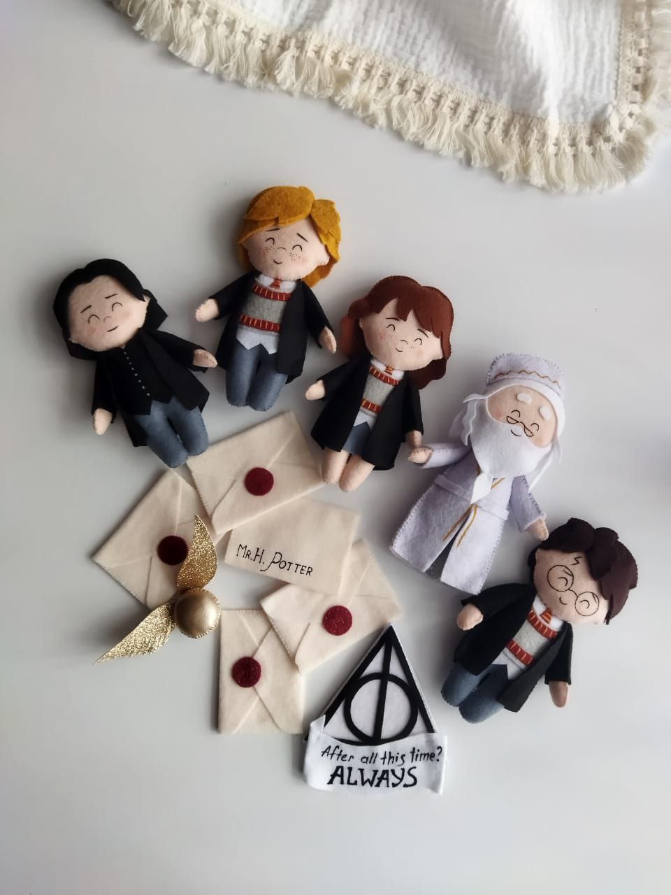 Set personaggi in feltro per giostrina culla Harry Potter con Harry, Ron, Hermione, Silente, Piton e lettere magiche
