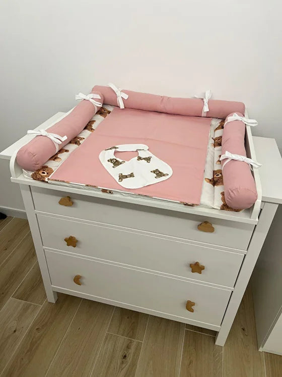 fasciatoio neonata rulli paracolpi rosa tinta unita fiocchetti bianchi, 
materassino fantasia orsetti panna con copertina double face impermeabile fatto a mano