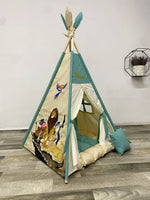 Tenda giochi bambini cotone beige dipinta a mano tema leone famiglia personalizzata con nome, tappeto imbottito cuscino e pali pieghevoli inclusi