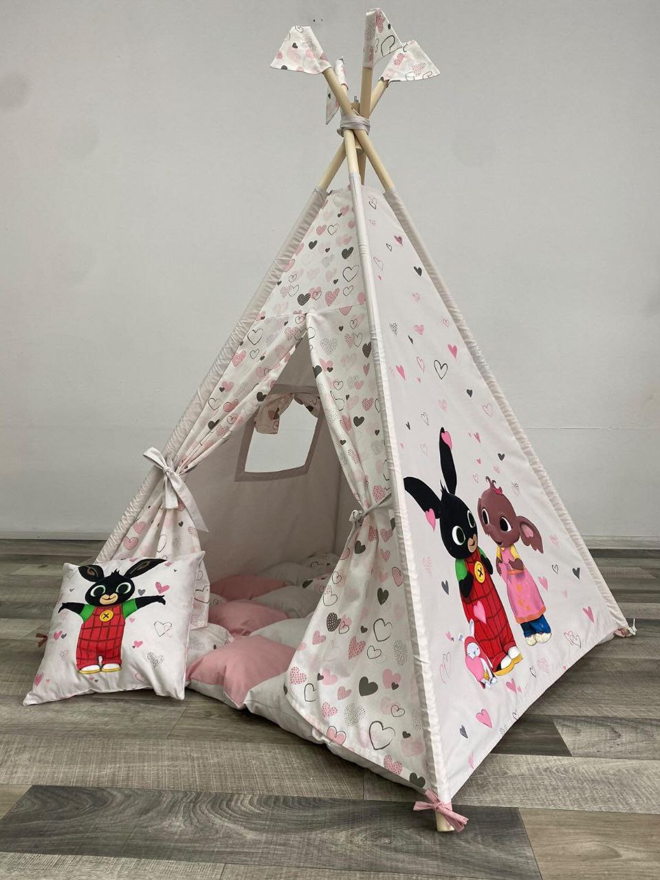 Tenda giochi rosa cuori bambina cotone dipinta a mano tema coniglietto e elafante personalizzata con nome, materassino imbottito, cuscino e pali pieghevoli inclusi