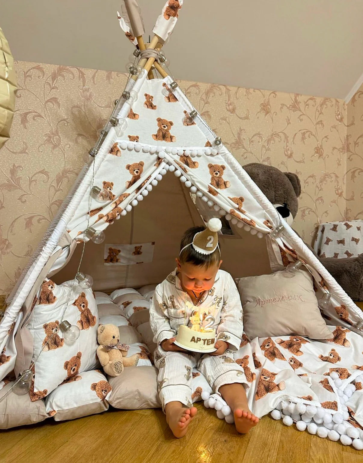 Tenda giochi bambini cotone panna bianco dipinta a mano tema orsetti personalizzata con nome, tappeto tema compleanno bambino
