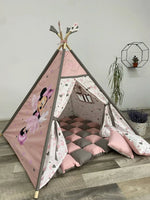Tenda giochi rosa cotone dipinta a mano tema topolina rosa cuoricini, personalizzata con nome, materassino imbottito, cuscino e pali pieghevoli inclusi