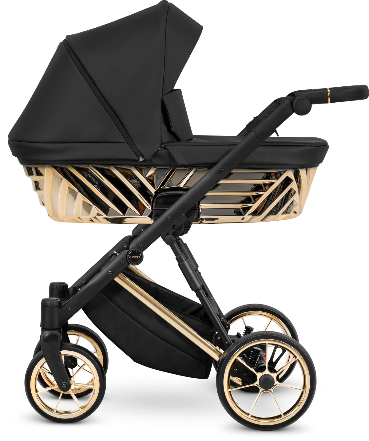 Passeggino Kunert Ivento nero con scocca geometrica, telaio e cerchioni delle ruote color oro lucido